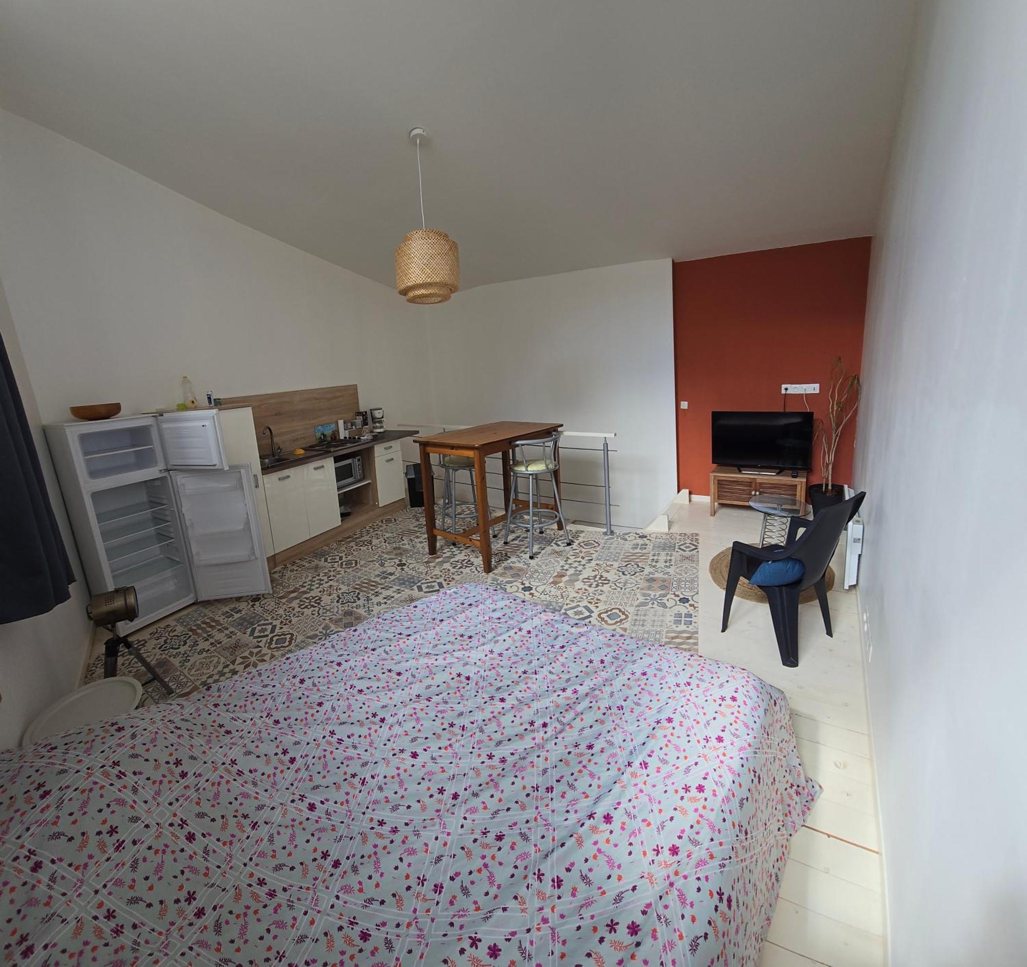 Appartement En Duplex Viviers Kültér fotó